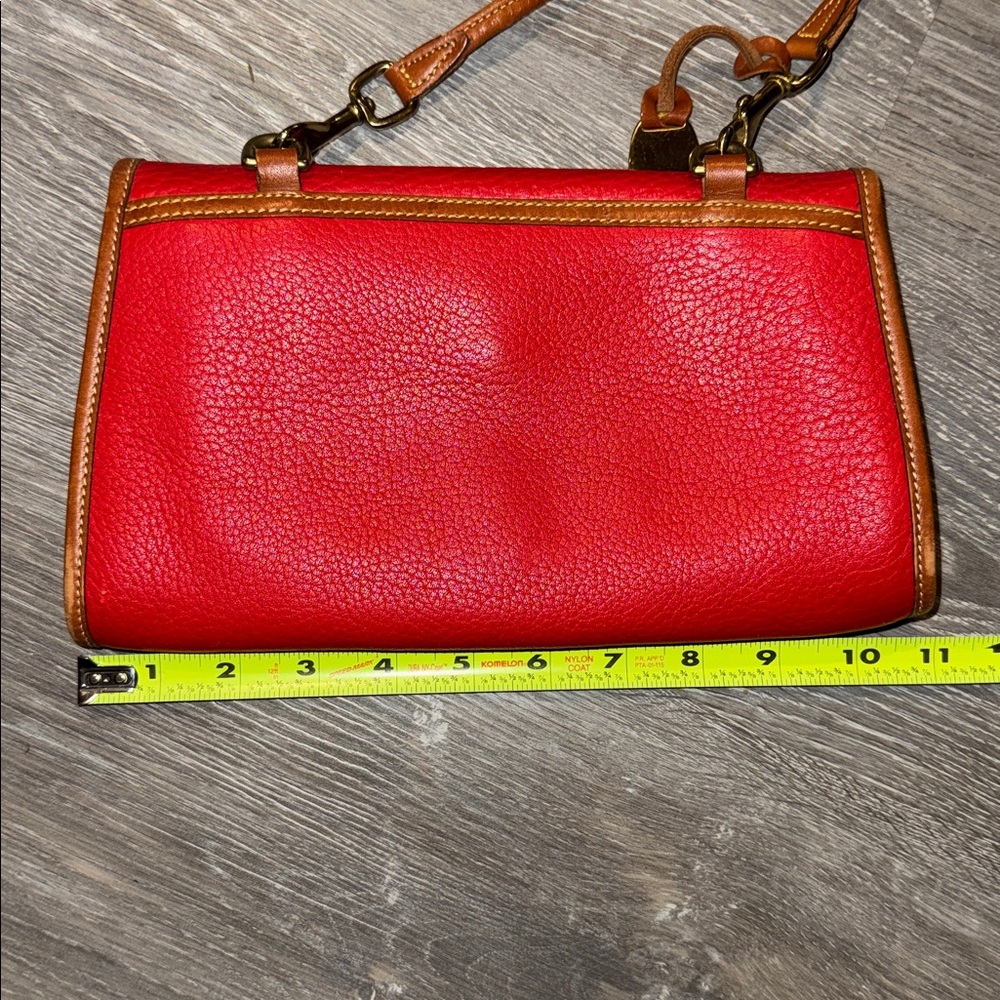 Dooney & Bourke Vintage Red All Weather Leather Crossbody Bag USA Made Pebbled - Picture 9 of 10